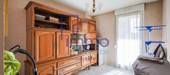 3 bedrooms Apartment in Grenoble, France No. 165594 8