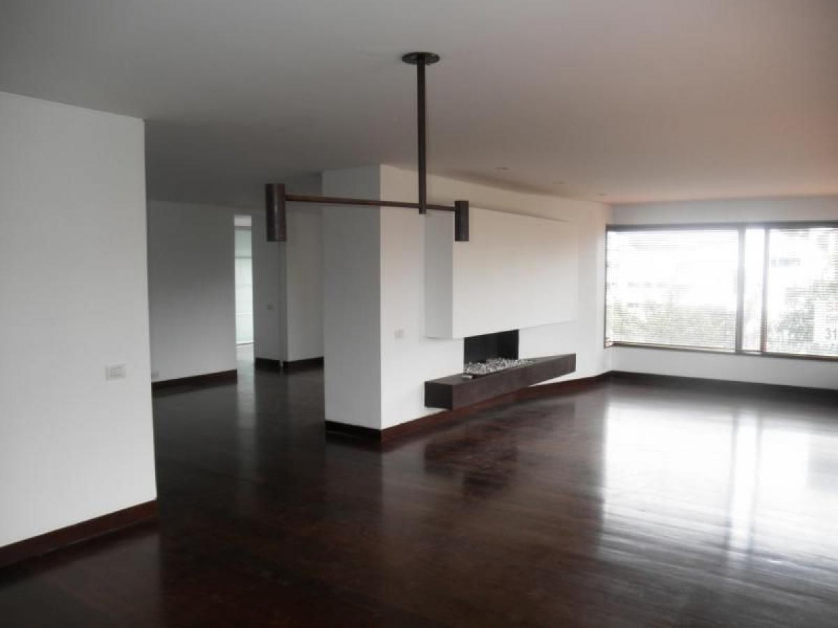 Casa de 2 dormitorios en Bogotá, Colombia No. 10093