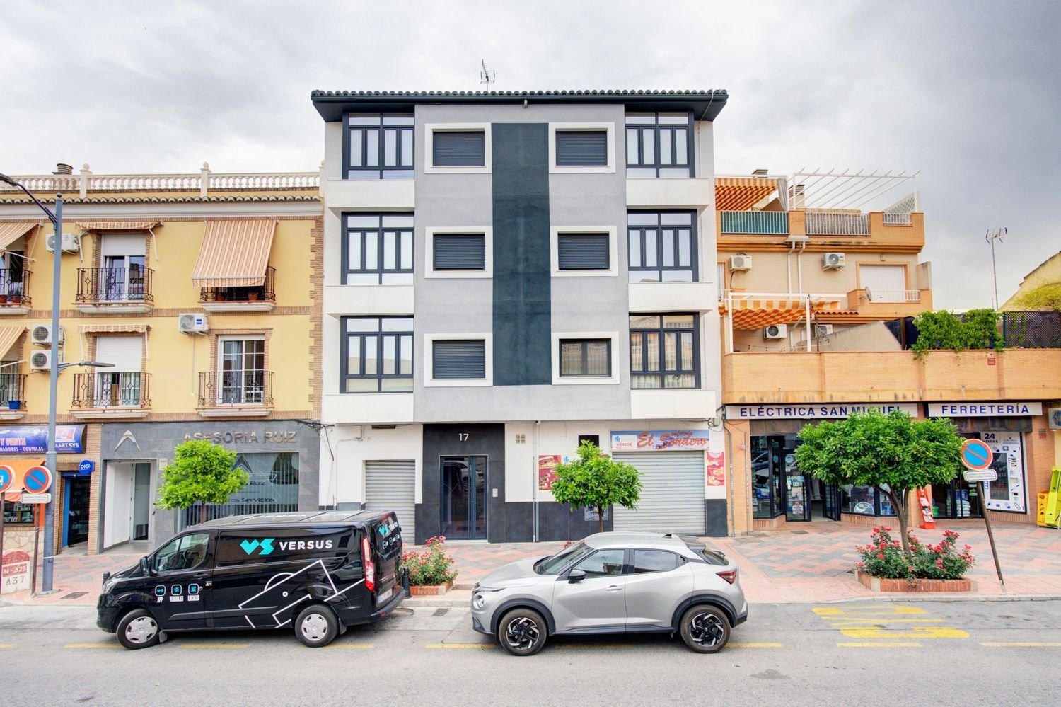 3 bedrooms Apartment in Armilla, Spain No. 134662