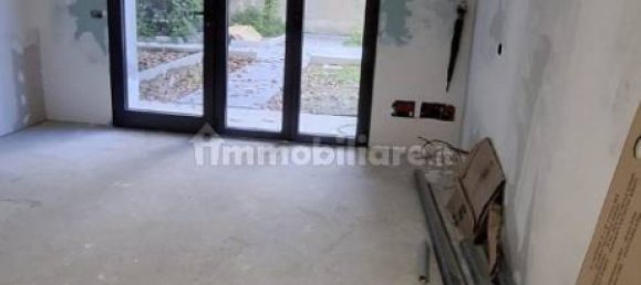 Villa de 2 dormitorios en Milan, Italy No. 360435 4