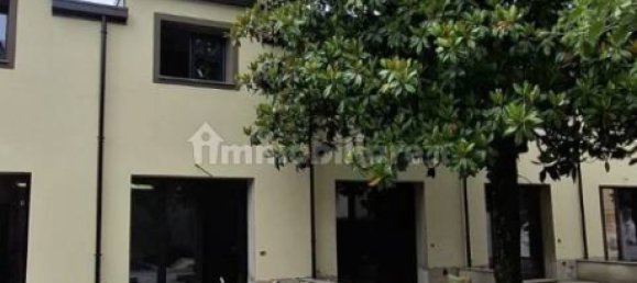 Villa de 2 dormitorios en Milan, Italy No. 360435 12