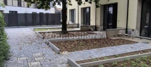 Villa de 2 dormitorios en Milan, Italy No. 360435 33