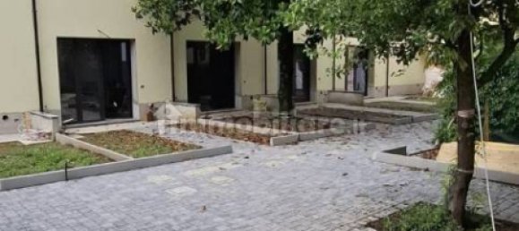 Villa de 2 dormitorios en Milan, Italy No. 360435 30