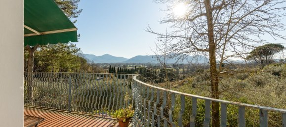 11 rooms Duplex in Lucca, Italy No. 120128 4