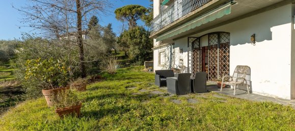 11 rooms Duplex in Lucca, Italy No. 120128 5