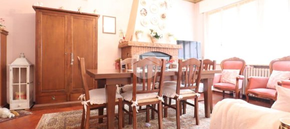 Villa de 5 dormitorios en Mantua, Italy No. 246389 8