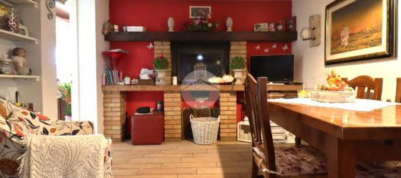 Villa de 5 dormitorios en Mantua, Italy No. 246389 20