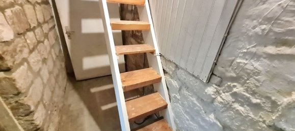 2 rooms Apartment in Paris, France No. 140513 2