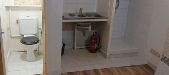 2 rooms Apartment in Paris, France No. 140513 4