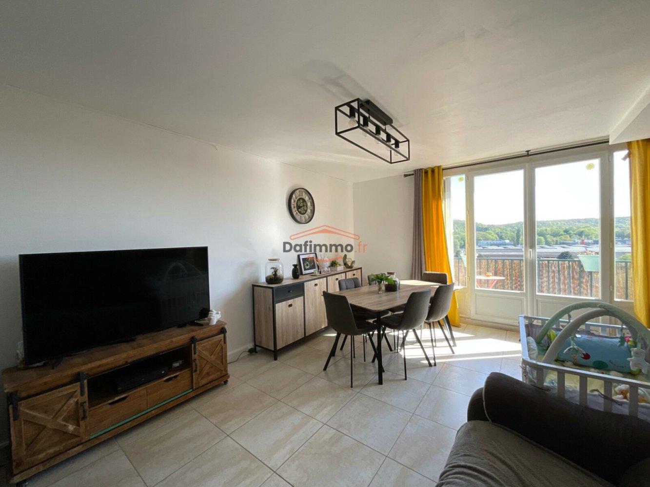 3 Schlafzimmer Wohnung in Laigneville, France, Nr. 153281