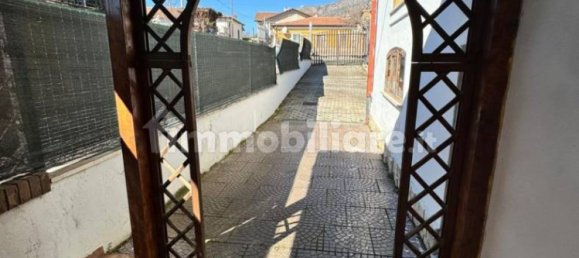 Villa de 4 dormitorios en Avezzano, Italy No. 226558 20