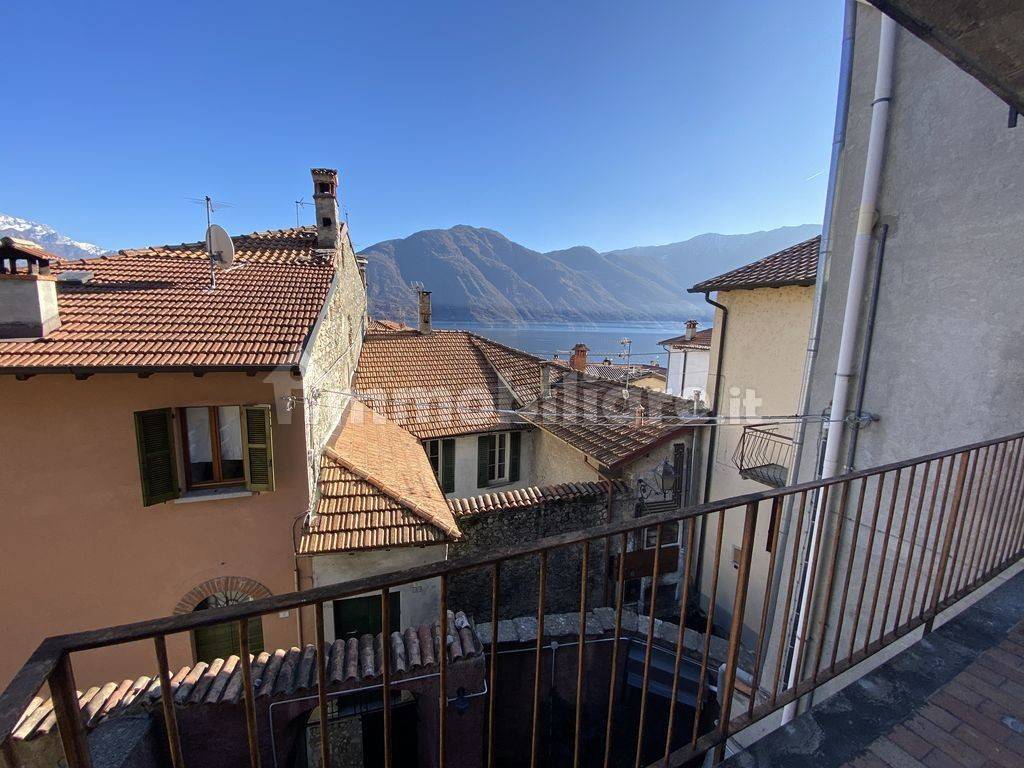 3 rooms Apartment in Tremezzina, Italy No. 90767