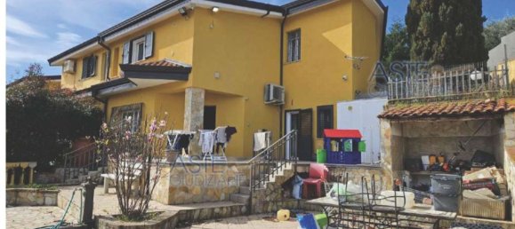 7-Zimmer Wohnung in Mendicino, Italy, Nr. 180763 12