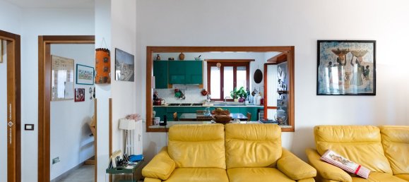 5 bedrooms Apartment in Rome, Italy No. 338009 15