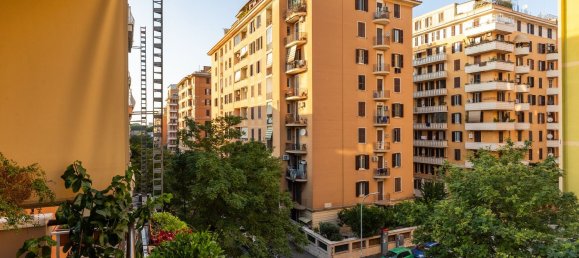 5 bedrooms Apartment in Rome, Italy No. 338009 24