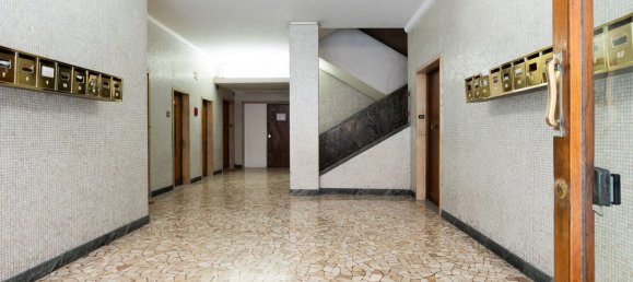 5 bedrooms Apartment in Rome, Italy No. 338009 7