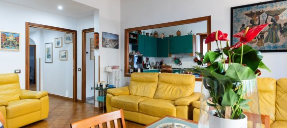 5 bedrooms Apartment in Rome, Italy No. 338009 11