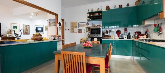 5 bedrooms Apartment in Rome, Italy No. 338009 16