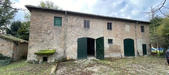 Casa de 6 divisões em Ravenna, Italy N.º 152215 11