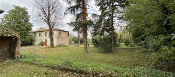 Casa de 6 divisões em Ravenna, Italy N.º 152215 5