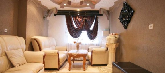 9 rooms Townhouse in Bad Durkheim, Germany No. 128560 3