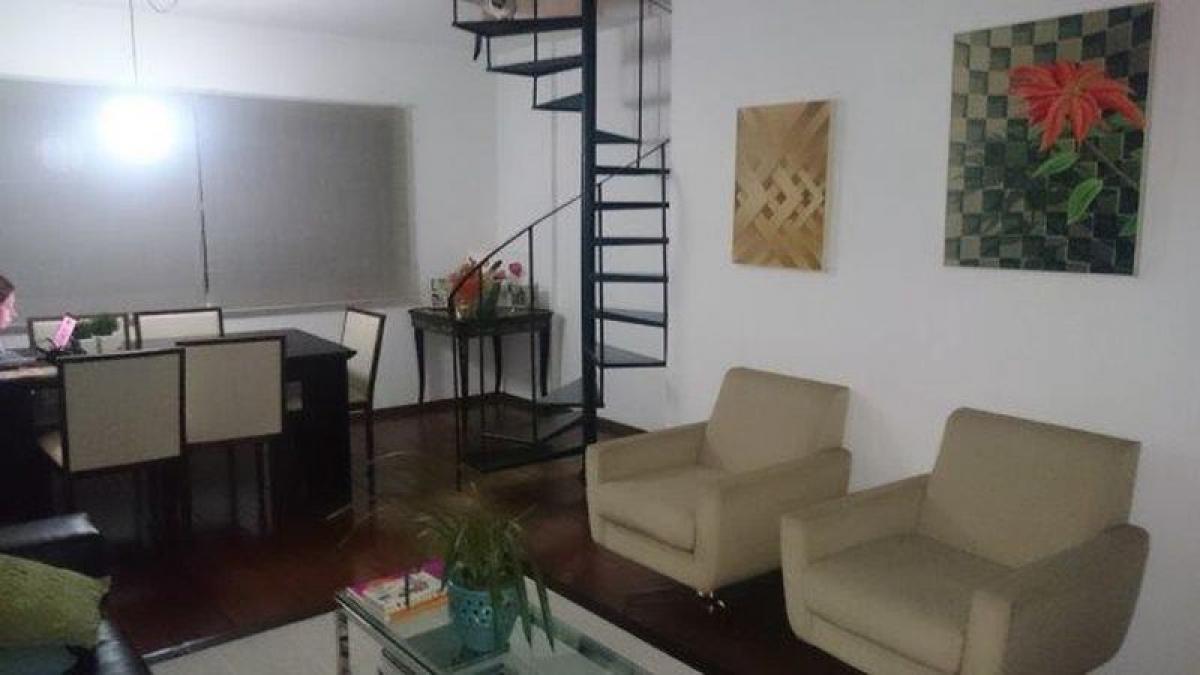 Casa de 3 dormitorios en Sao Paulo, Brazil No. 496258