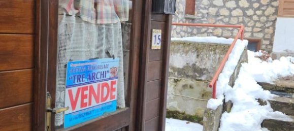 2 rooms Apartment in Rocca di Cambio, Italy No. 140290 28