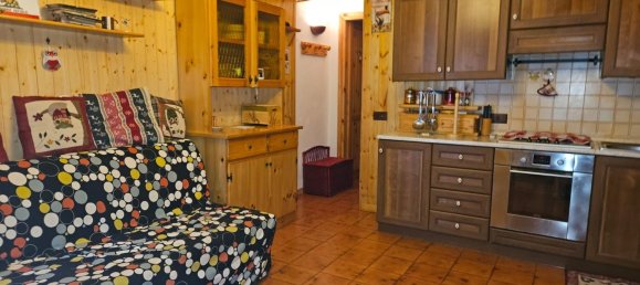 2 rooms Apartment in Rocca di Cambio, Italy No. 140290 26