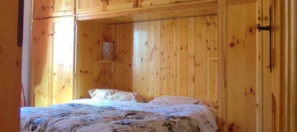 2 rooms Apartment in Rocca di Cambio, Italy No. 140290 10