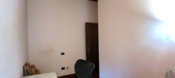 3 rooms Apartment in Padua, Italy No. 212667 8