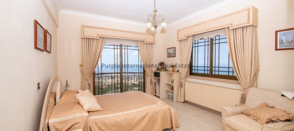 5 bedrooms Villa in Tala, Cyprus No. 985 24