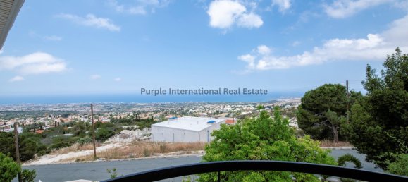 5 bedrooms Villa in Tala, Cyprus No. 985 19