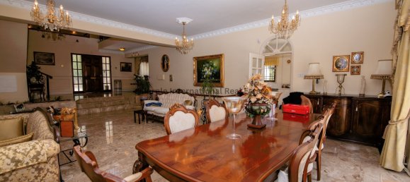 5 bedrooms Villa in Tala, Cyprus No. 985 12