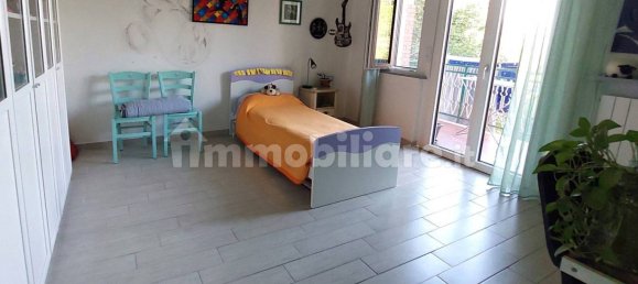 3 Schlafzimmer Wohnung in Cremolino, Italy, Nr. 325024 14