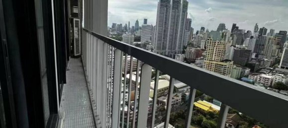 Apartamento com 2 quartos em condomínio em Khlong Toei, Thailand N.º 67010 4
