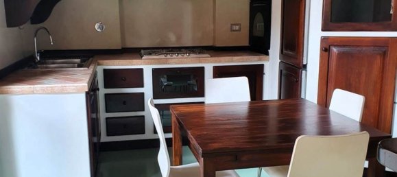 Квартира с 4 комнатами в Имола, Италия № 285195 4