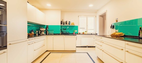 4 rooms House in Freiburg im Breisgau, Germany No. 51606 2