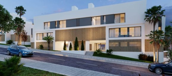 3 Schlafzimmer Wohnung in Estepona, Spain, Nr. 2938 3