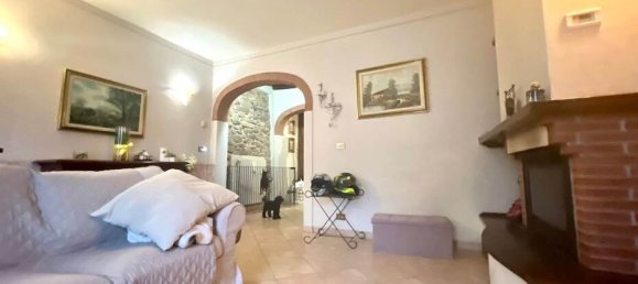 3 Schlafzimmer Haus in Capannori, Italy, Nr. 14438 7