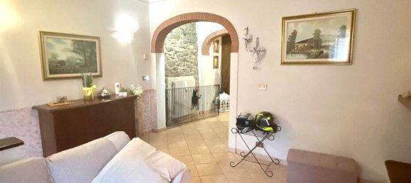 3 Schlafzimmer Haus in Capannori, Italy, Nr. 14438 5