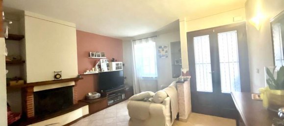 3 Schlafzimmer Haus in Capannori, Italy, Nr. 14438 9