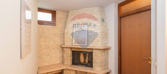 3 rooms Apartment in Seriate, Italy No. 303802 23