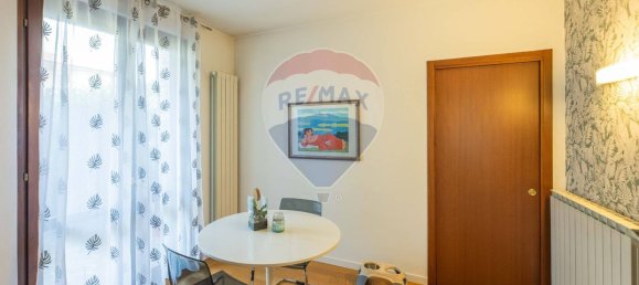 3 rooms Apartment in Seriate, Italy No. 303802 7