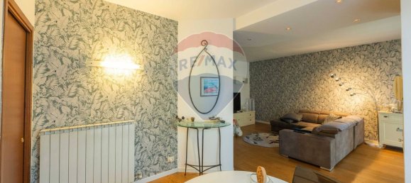 3 rooms Apartment in Seriate, Italy No. 303802 8