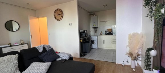 1 bedroom Apartment in Senlis, France No. 38448 4