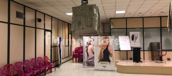 3-Zimmer Lagerhaus in Verona, Italy, Nr. 67364 6