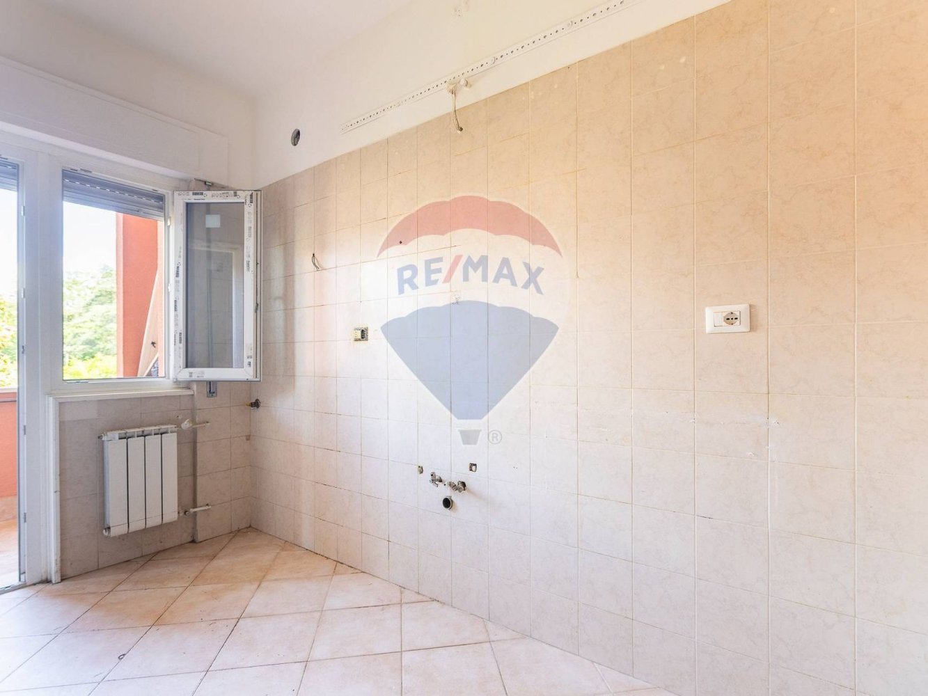 Квартира с 2 спальнями в Рим, Италия № 352673