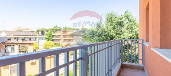 Квартира с 2 спальнями в Рим, Италия № 352673 18