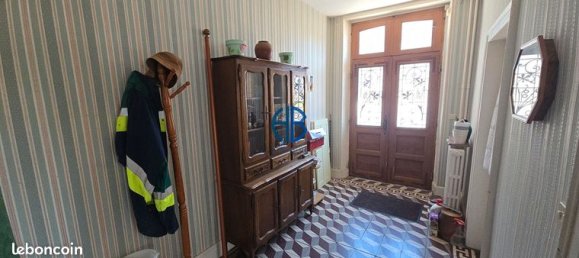 3 bedrooms House in Vergigny, France No. 359735 3