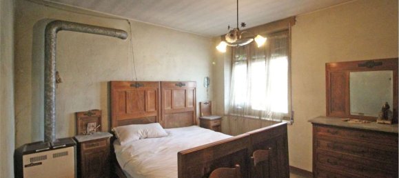 6 bedrooms House in Casei Gerola, Italy No. 375765 12